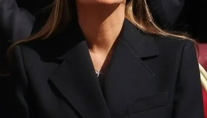 Melania Trump Surati Putin, Singgung Nasib Anak-Anak Korban Perang