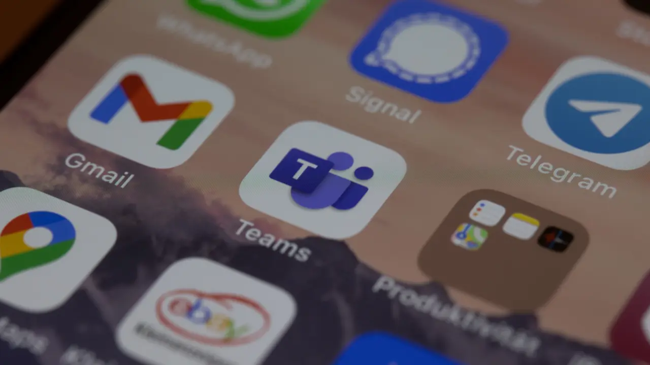 Panduan Lengkap Mengecek Password Gmail di Ponsel Android dan iPhone