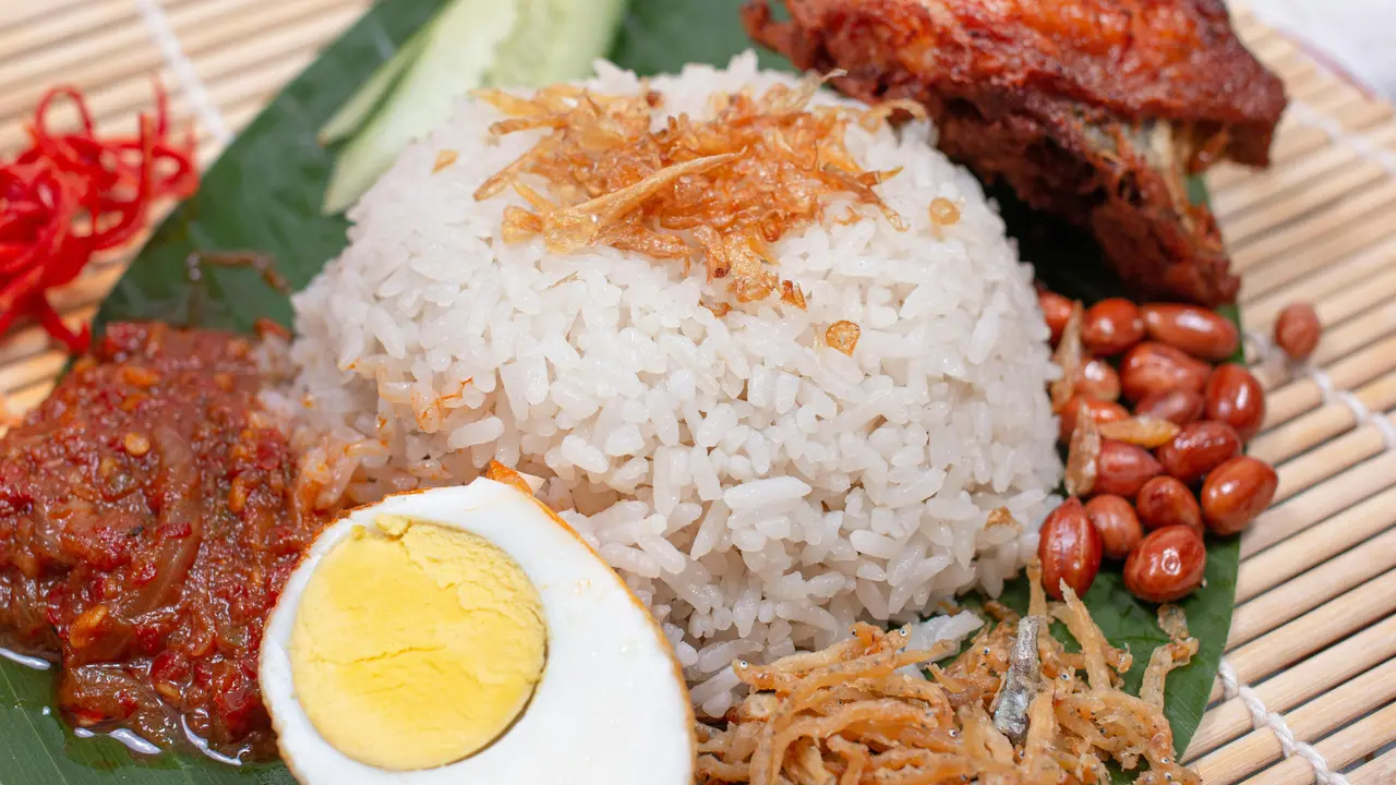 Resep dan Fakta Menarik Nasi Uduk Betawi, Ikon Kuliner Jakarta