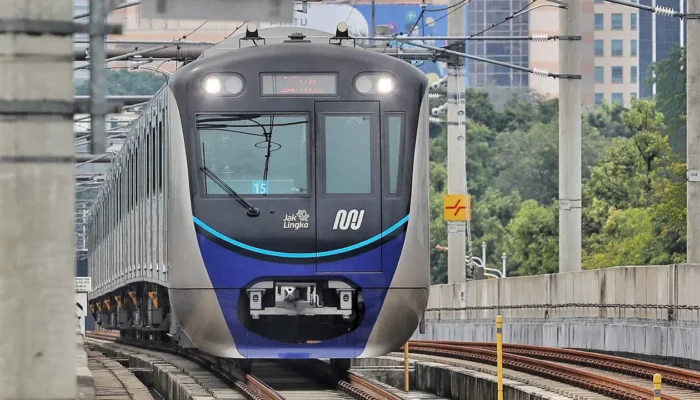Tarif Transjakarta, MRT, dan LRT Turun Jadi Rp80 pada 17 Agustus