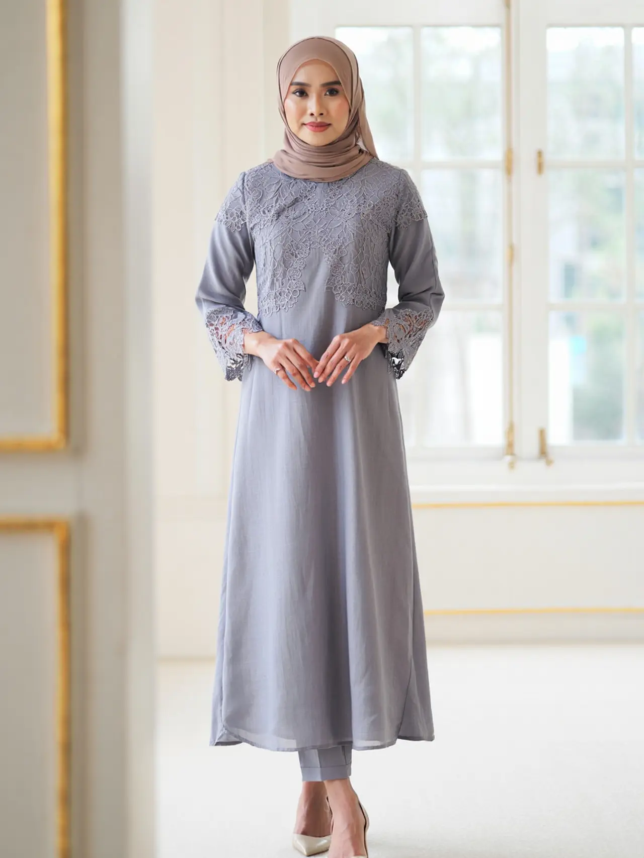 Midi Dress Muslim Kombinasi Linen Nyaman untuk Sehari-hari (AI)