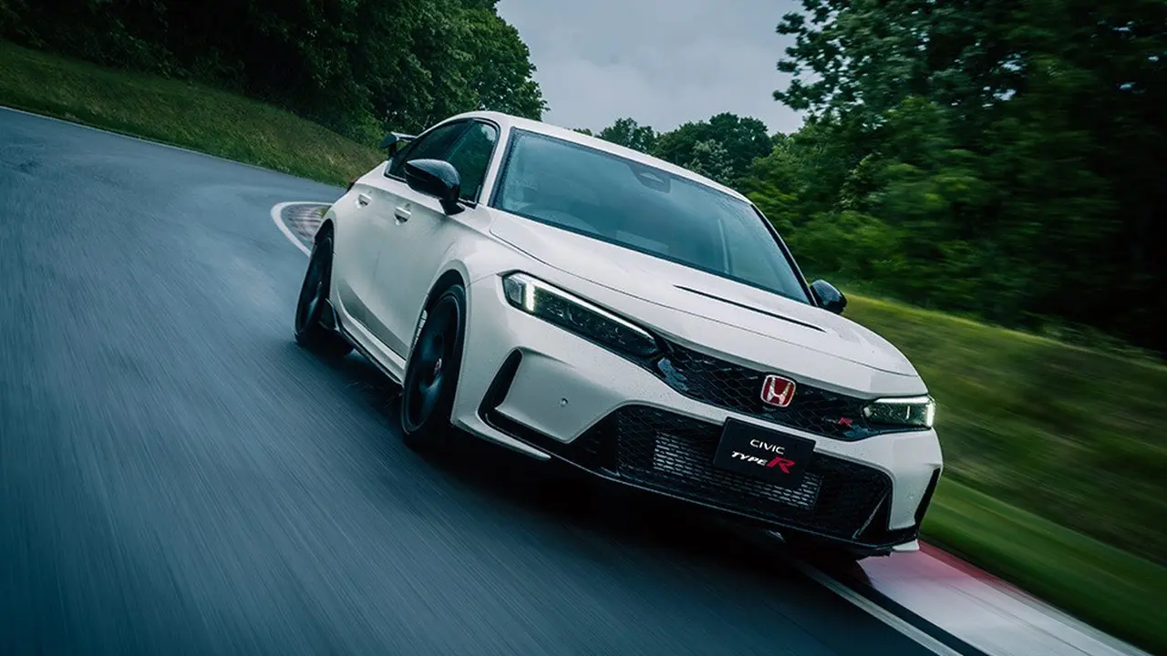 Civic Type R Baru Pecahkan Rekor Mobil Penggerak Depan Tercepat di Sirkuit Nurburgring (Ist)