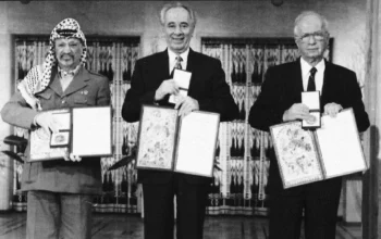 13 September 1993: Jabatan Tangan Bersejarah Rabin dan Arafat Guncang Panggung Dunia