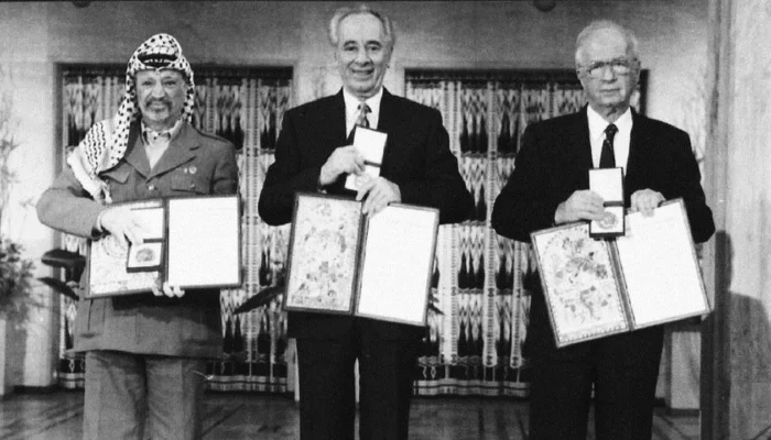 13 September 1993: Jabatan Tangan Bersejarah Yitzhak Rabin dan Yasser Arafat Guncang Panggung Dunia