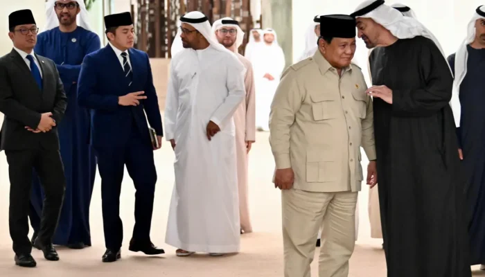 Prabowo dan Presiden MBZ Bahas Dinamika Timur Tengah dalam Pertemuan di Abu Dhabi