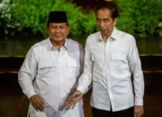 Mensesneg Beberkan Isi Pertemuan Empat Mata Jokowi dan Prabowo di Kertanegara